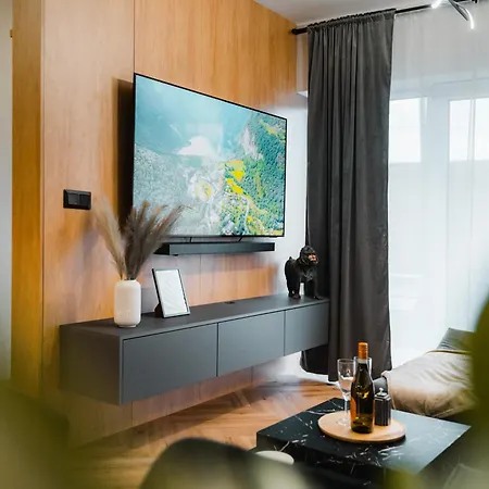 아파트 Liptouka *